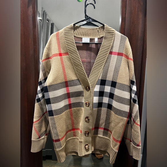 Burberry Oversized Fit Check Wool Blend Monogram/Archive Beige Cardigan Size S - Picture 4 of 6